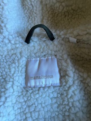 Abrigo premamá y porteo Mamalicious verde