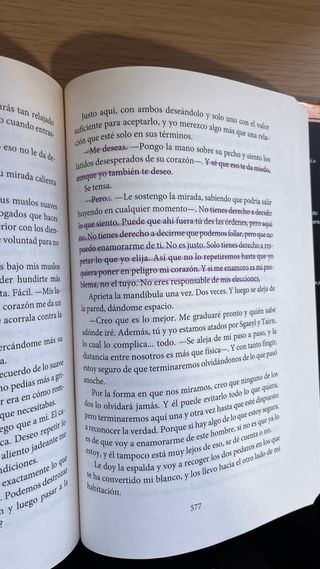 Alas de sangre (Empíreo 1)