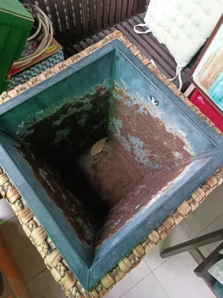 Maceta de mimbre alta