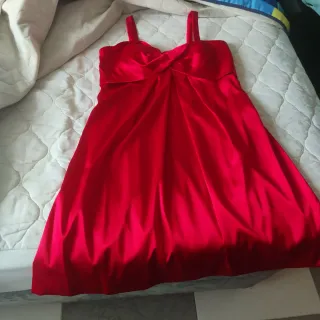 Vestido rojo de fiesta