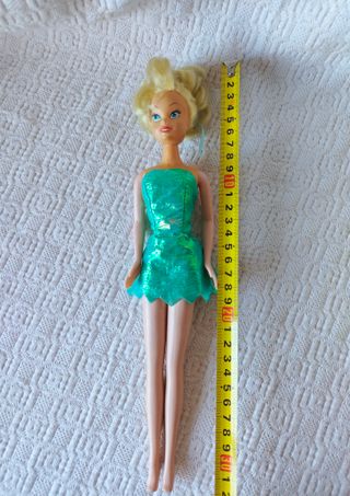 Muñecas Barbie ochentera o campanilla