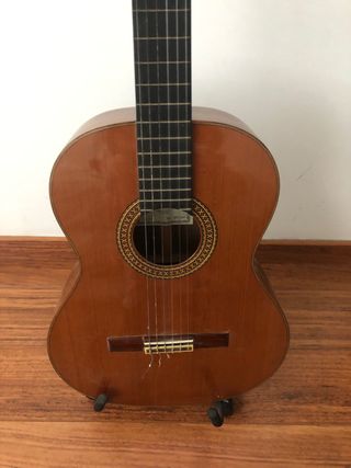 Guitarra Alhambra 8P - Nº 590