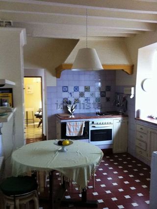 Casa adosada en alquiler en Baena