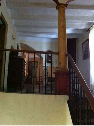 Casa adosada en alquiler en Baena