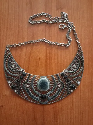 Collares rígidos estilo boho