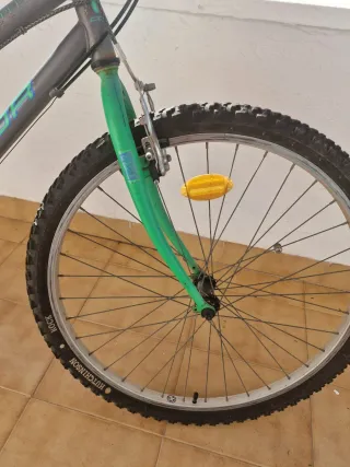 Bicicleta de montaña CONOR