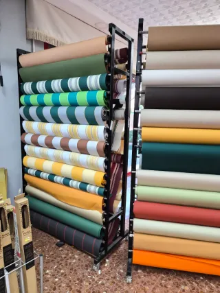 Expositores industriales para toldos