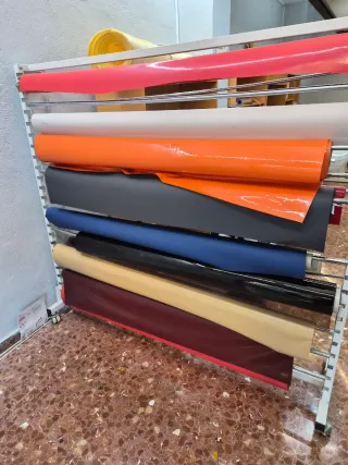 Expositores industriales para toldos