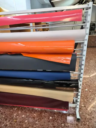 Expositores industriales para toldos