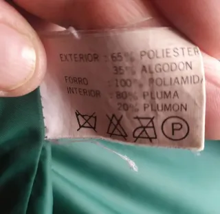 Abrigo de Plumas Verde y Rosa