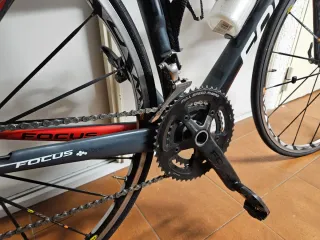 Bicicleta de carretera Focus