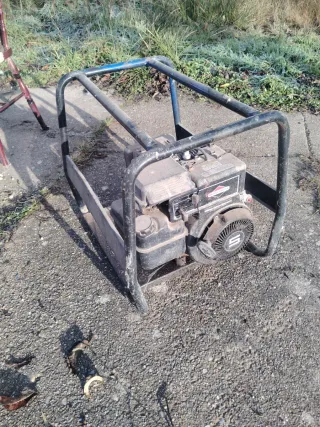 Generador Eléctrico 2200W Verde