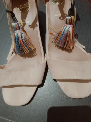 Sandalias Beige Multicolor