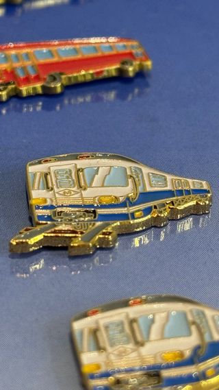 Expositor 30 Pins Transports Publics BCN 92