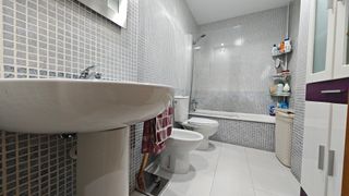 Piso en venta en Cruce Calle Canalejas - Ayala