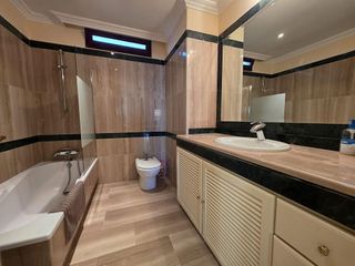 Piso en venta en Torrequebrada en Benalmádena