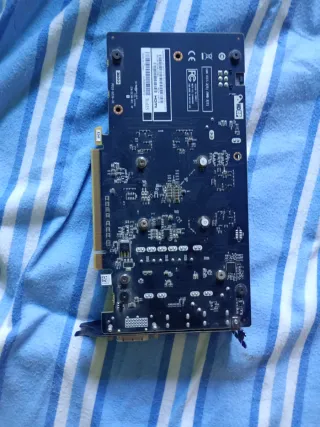 Tarjeta Gráfica Sapphire Radeon RX 560 4GB DDR5