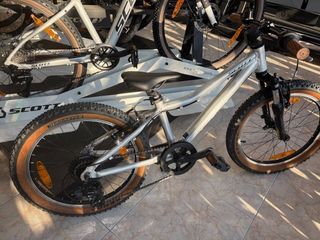 Bicicleta Infantil Scott Scale 20