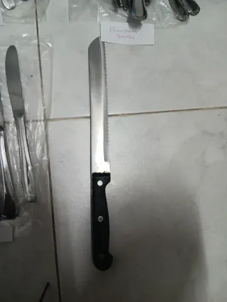 Set de cubiertos metálicos