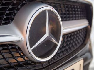 Mercedes CLA 1.6 CLA 200 4P