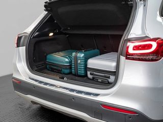 Mercedes GLA 1.3 GLA 250 E DCT 5P