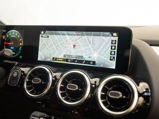 Mercedes GLA 1.3 GLA 250 E DCT 5P