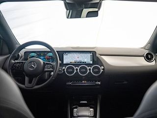 Mercedes GLA 1.3 GLA 250 E DCT 5P