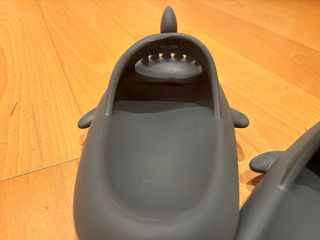 Chanclas Tiburón Negras (Sharclas)