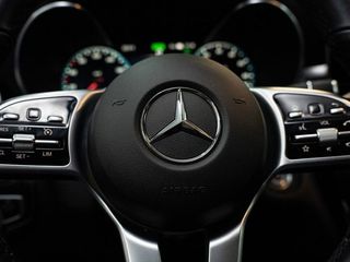 Mercedes GLC 2.0 GLC 300 DE 4MATIC AUTO 5P