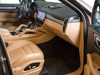 Porsche Cayenne 3.0 E-HYBRID AUTO 5P