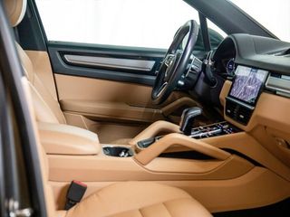 Porsche Cayenne 3.0 E-HYBRID AUTO 5P