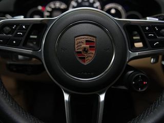 Porsche Cayenne 3.0 E-HYBRID AUTO 5P