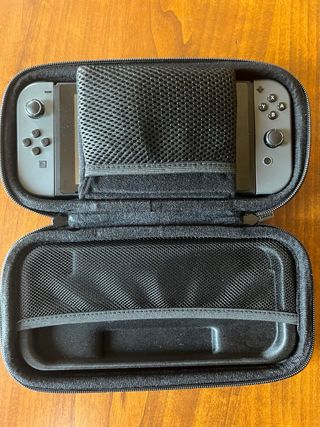 Nintendo Switch 2019 + accessori + custodia