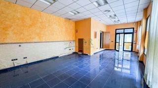 Edificio en venta en Albatera