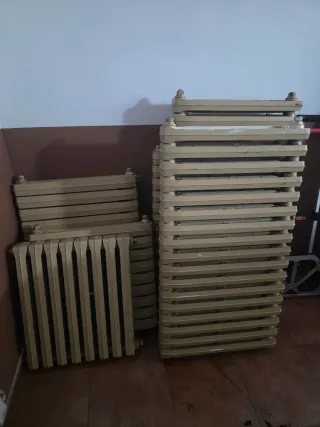 Radiadores de fundición color beige