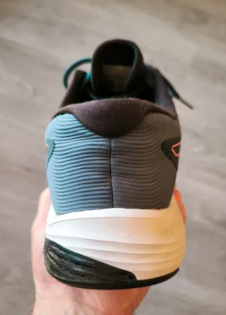 ASICS Gel-Pulse 12 Talla 43.5 - Muy buen estado