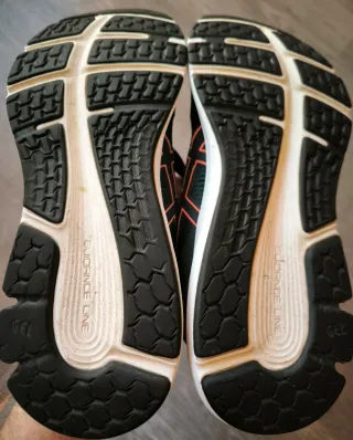 ASICS Gel-Pulse 12 Talla 43.5 - Muy buen estado