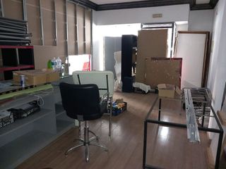 Local comercial en alquiler en Linares