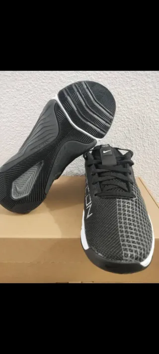 Zapatillas CrossFit Nike Metcon 8 nueva talla 36,5
