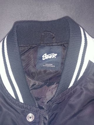 Cazadora Beisbolera STWD Stradivarius Negra y Blan