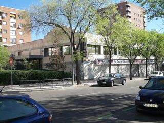 Local comercial en alquiler en Guindalera en Madrid