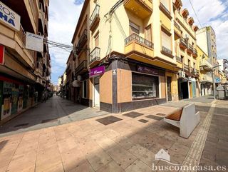 Local comercial en venta en Linares