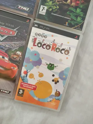 Lote 4 giochi PSP: Wall-E, Cars, Lego Indiana Jone