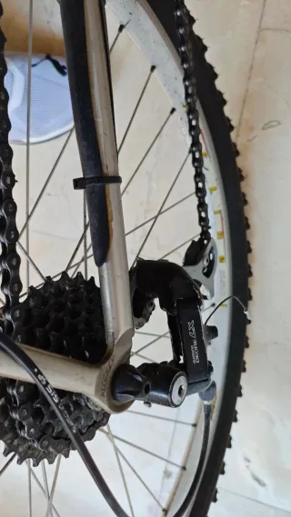 Bicicleta Scott Comp Racing