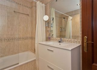 Piso en venta en Torrequebrada en Benalmádena