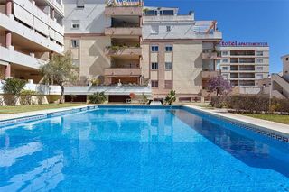 Piso en venta en Torrequebrada en Benalmádena