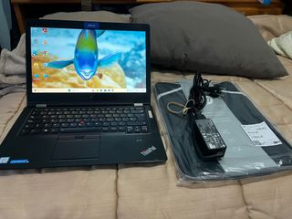Portátil Lenovo ThinkPad Negro