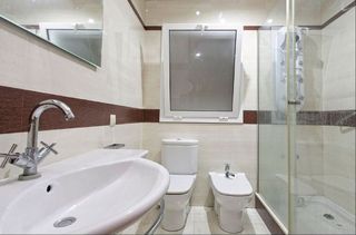 Casa adosada en venta en Ca n'Aurell en Terrassa