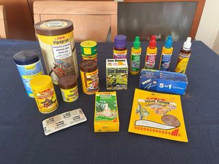 Acuario panorámico  con decoración y accesorios