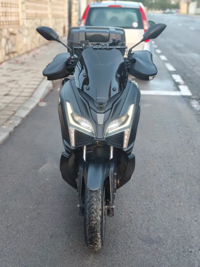 hago portes en moto por la ciudad de alicante